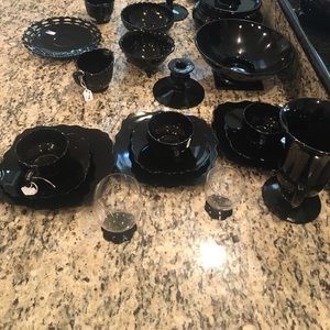 54pc like néw black glass dinnerware. No chips or cracks